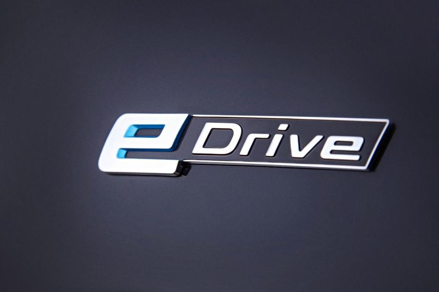  BMW i3 2014 года  (фото 149 из 240)